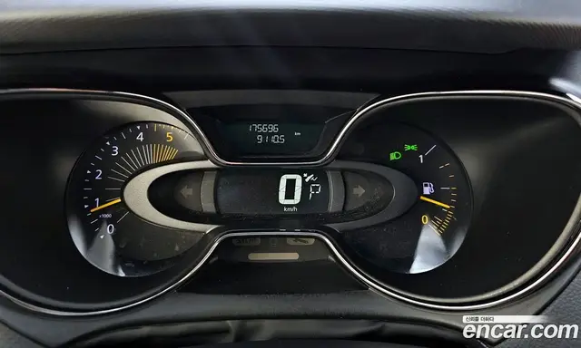 Renault (Samsung) QM3 2015 1.5 автомат (гидро), миниатюра 8 Renault (Samsung) QM3 2015 1.5 автомат (гидро), миниатюра 8