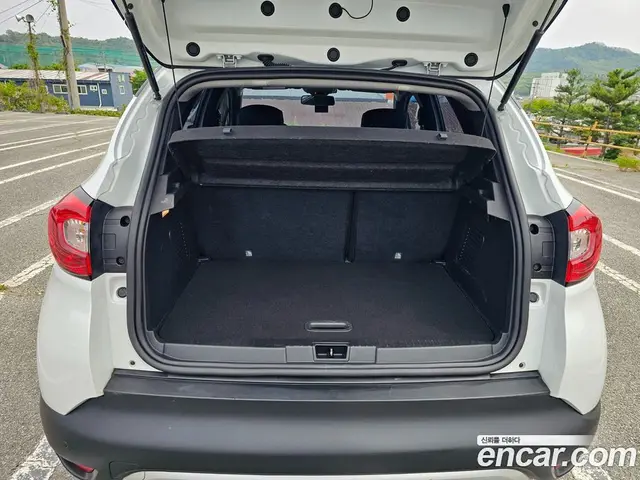 Renault (Samsung) QM3 2017 1.5 автомат (гидро), миниатюра 8 Renault (Samsung) QM3 2017 1.5 автомат (гидро), миниатюра 8