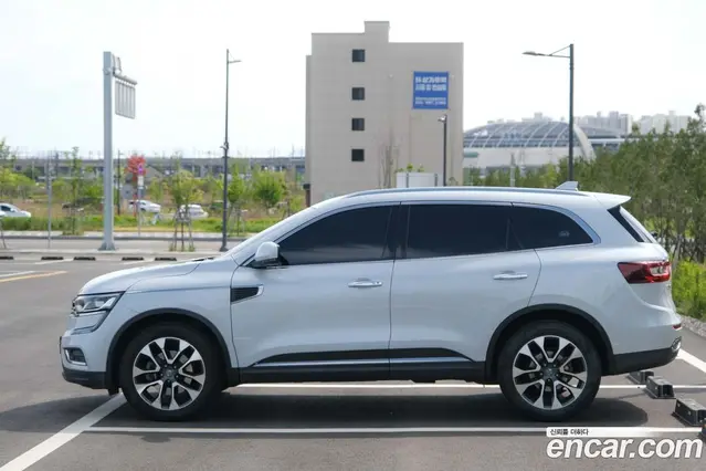 Renault (Samsung) QM6 2016 2.0 автомат (вариатор), миниатюра 3