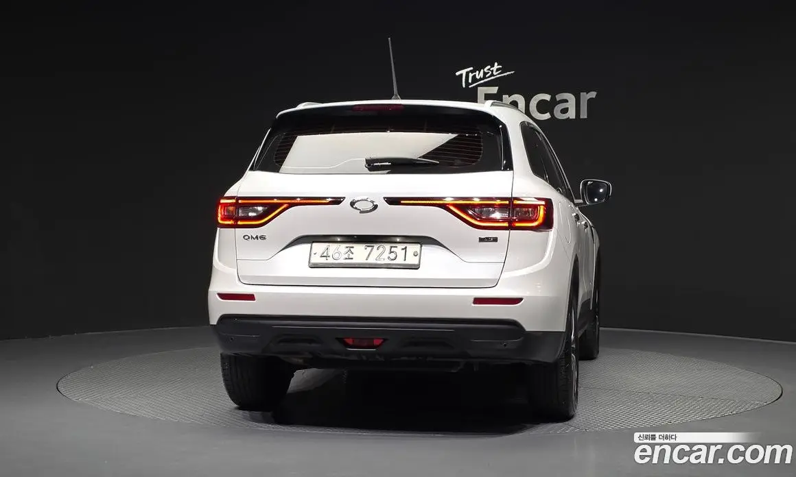 Renault (Samsung) QM6 2017 2.0 автомат (гидро), фото 4 Renault (Samsung) QM6 2017 2.0 автомат (гидро), фото 4