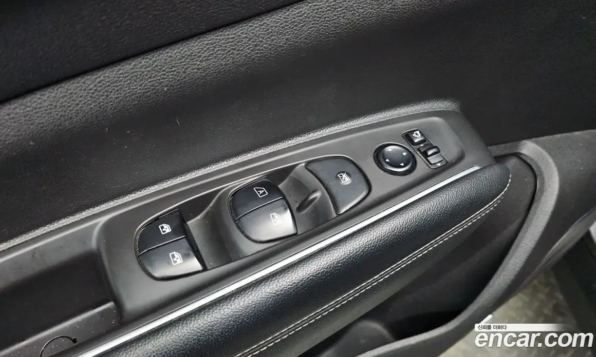 Renault (Samsung) QM6 2017 2.0 автомат (гидро), фото 13 Renault (Samsung) QM6 2017 2.0 автомат (гидро), фото 13