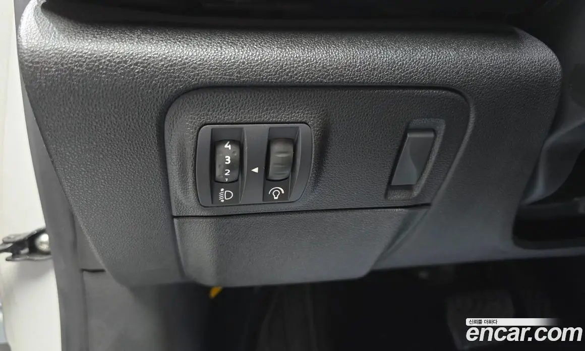 Renault (Samsung) SM6 2016 2.0 автомат (гидро), фото 29