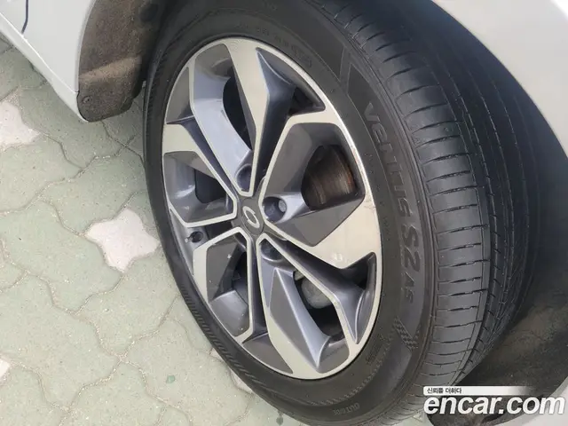 Renault (Samsung) SM6 2019 2.0 автомат (гидро), миниатюра 5