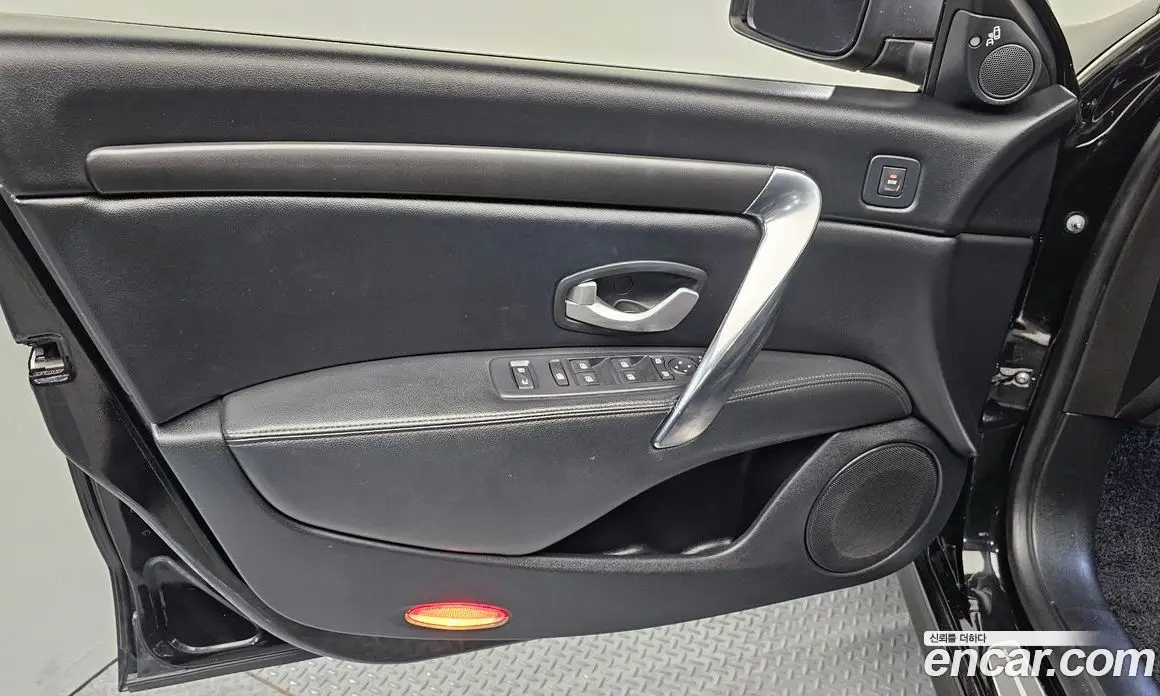 Renault (Samsung) SM7 2016 2.0 автомат (гидро), фото 14