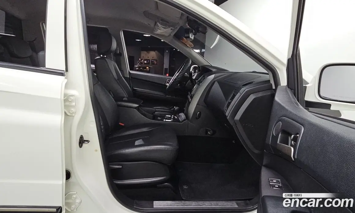 SsangYong Korando 2015 2.0 автомат (гидро), фото 18