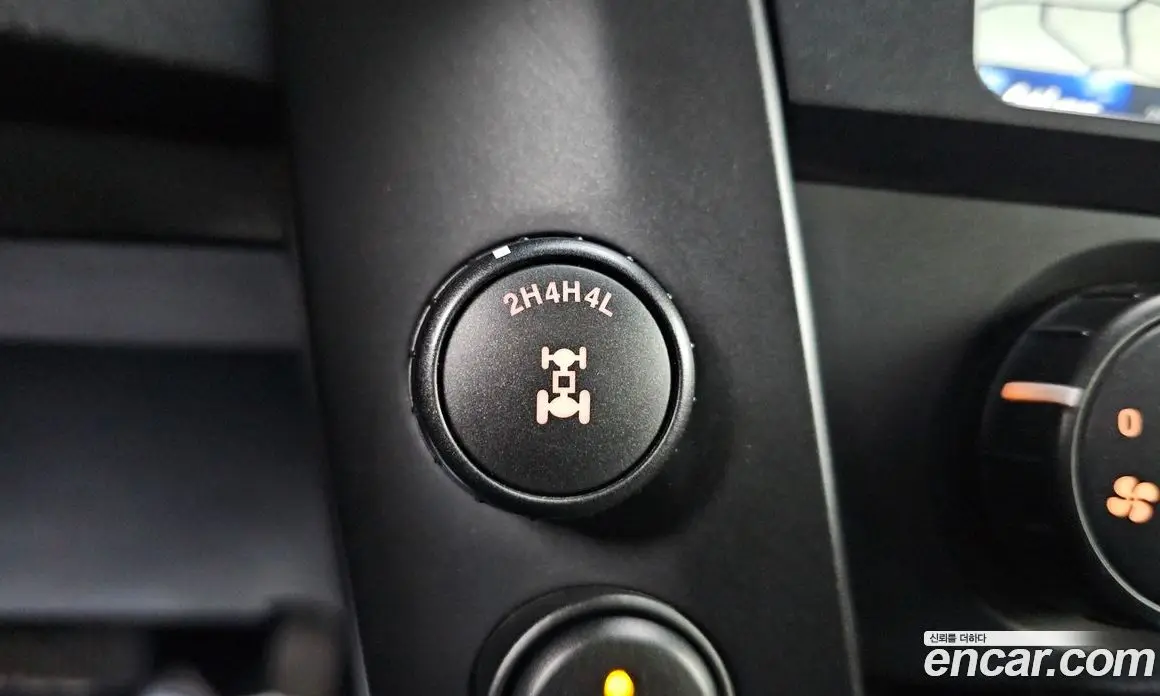SsangYong Korando 2015 2.0 автомат (гидро), фото 28