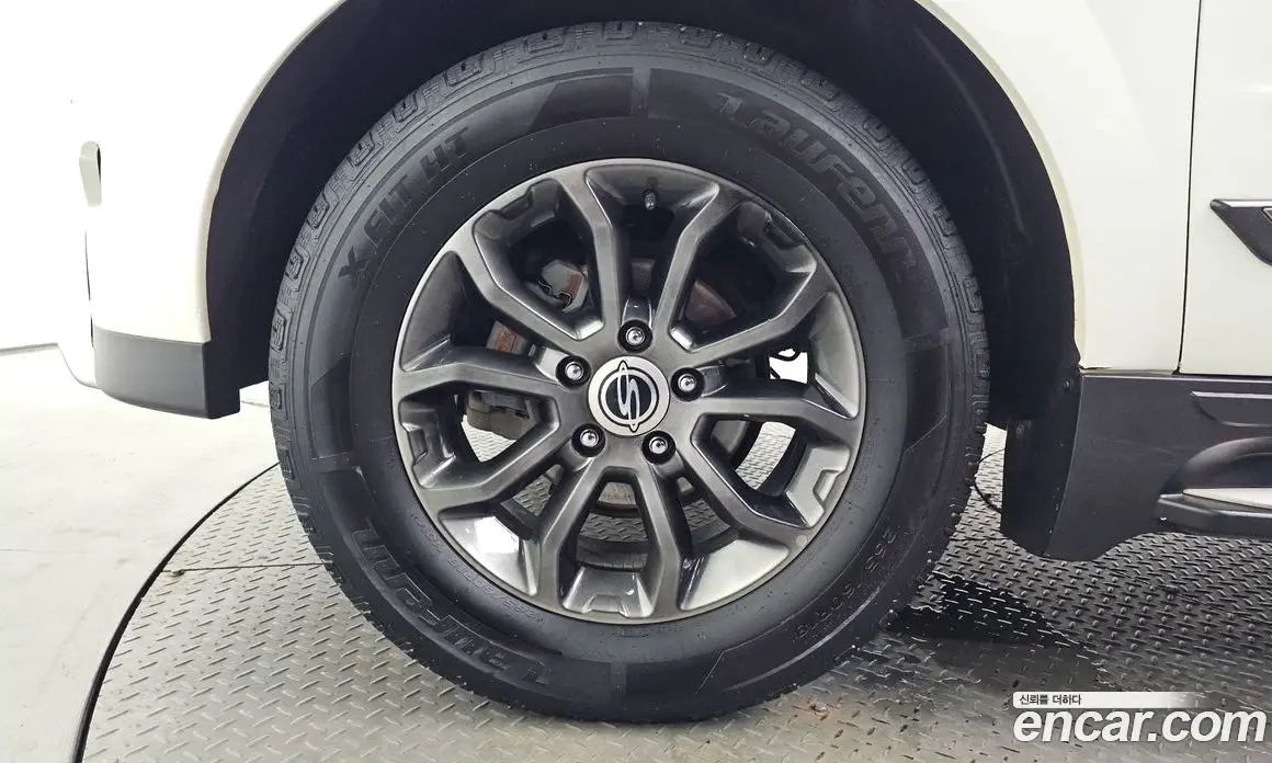 SsangYong Korando 2015 2.0 автомат (гидро), фото 5