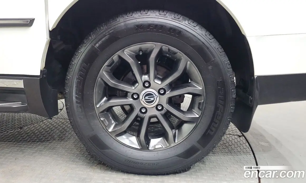 SsangYong Korando 2015 2.0 автомат (гидро), фото 7