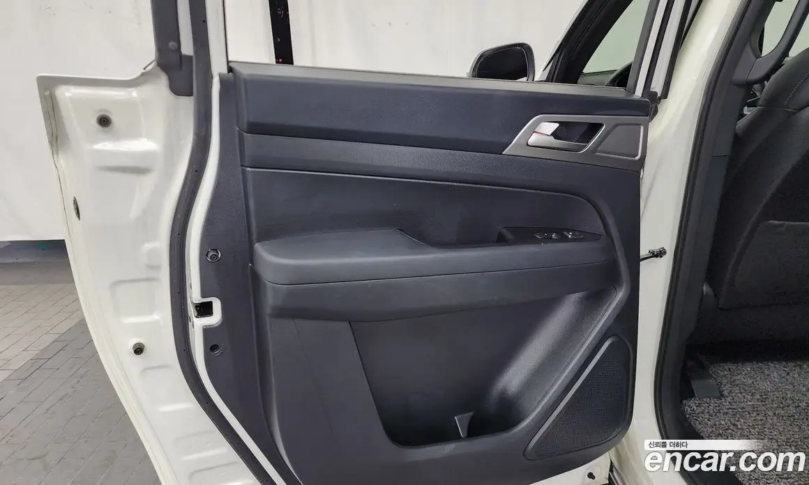 SsangYong Rexton 2019 2.2 автомат (гидро), фото 15