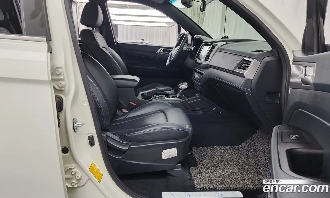 SsangYong Rexton 2019 2.2 автомат (гидро), фото 17