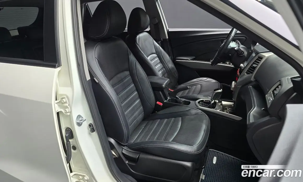 SsangYong TIBOLI 2016 1.6 автомат (гидро), фото 16