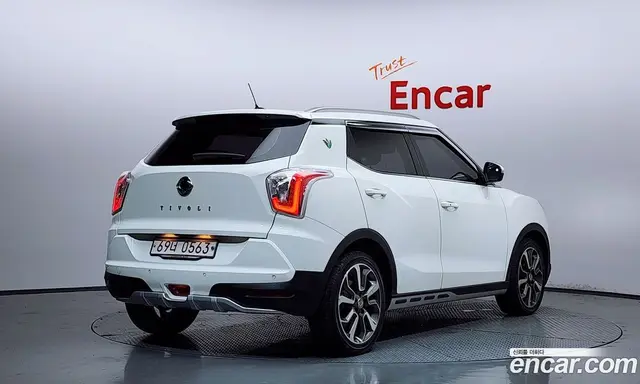 SsangYong TIBOLI 2016 1.6 автомат (гидро), миниатюра 2