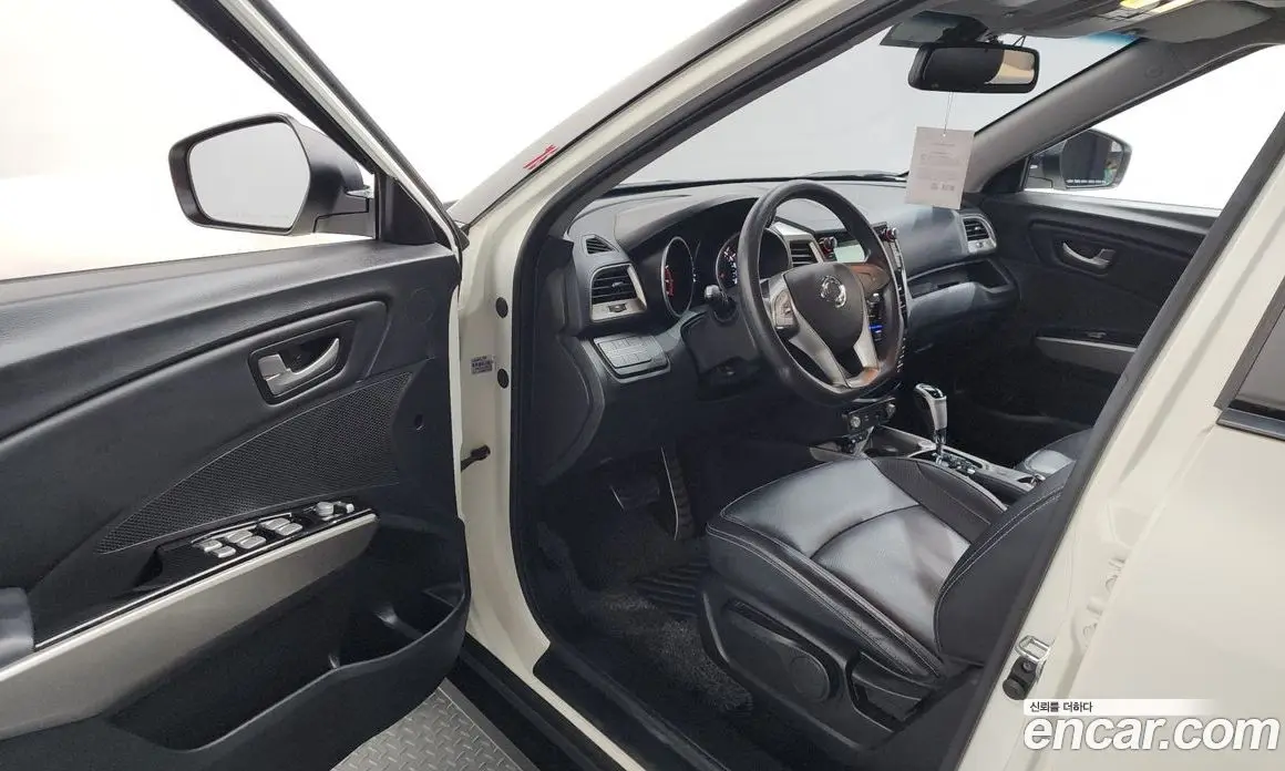 SsangYong TIBOLI 2016 1.6 автомат (гидро), фото 13