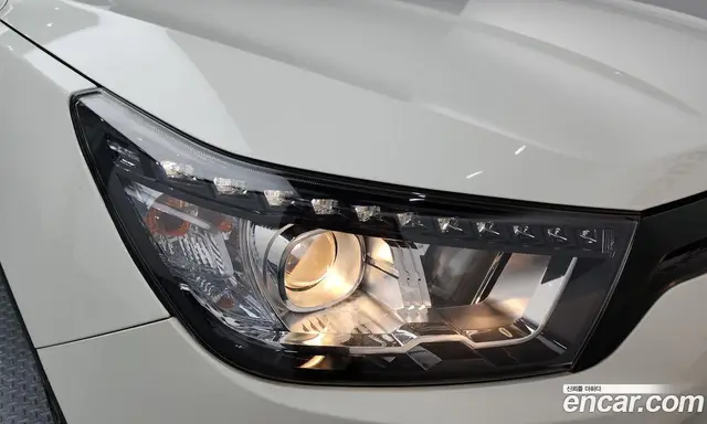 SsangYong TIBOLI 2016 1.6 автомат (гидро), миниатюра 8