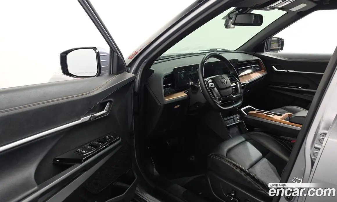 SsangYong Torres 2024 0.2 автомат (гидро), фото 13