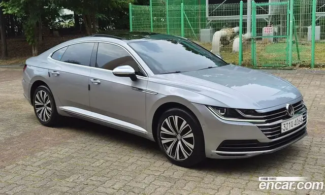 Volkswagen Arteon 2019 2.0 автомат (гидро), миниатюра 2