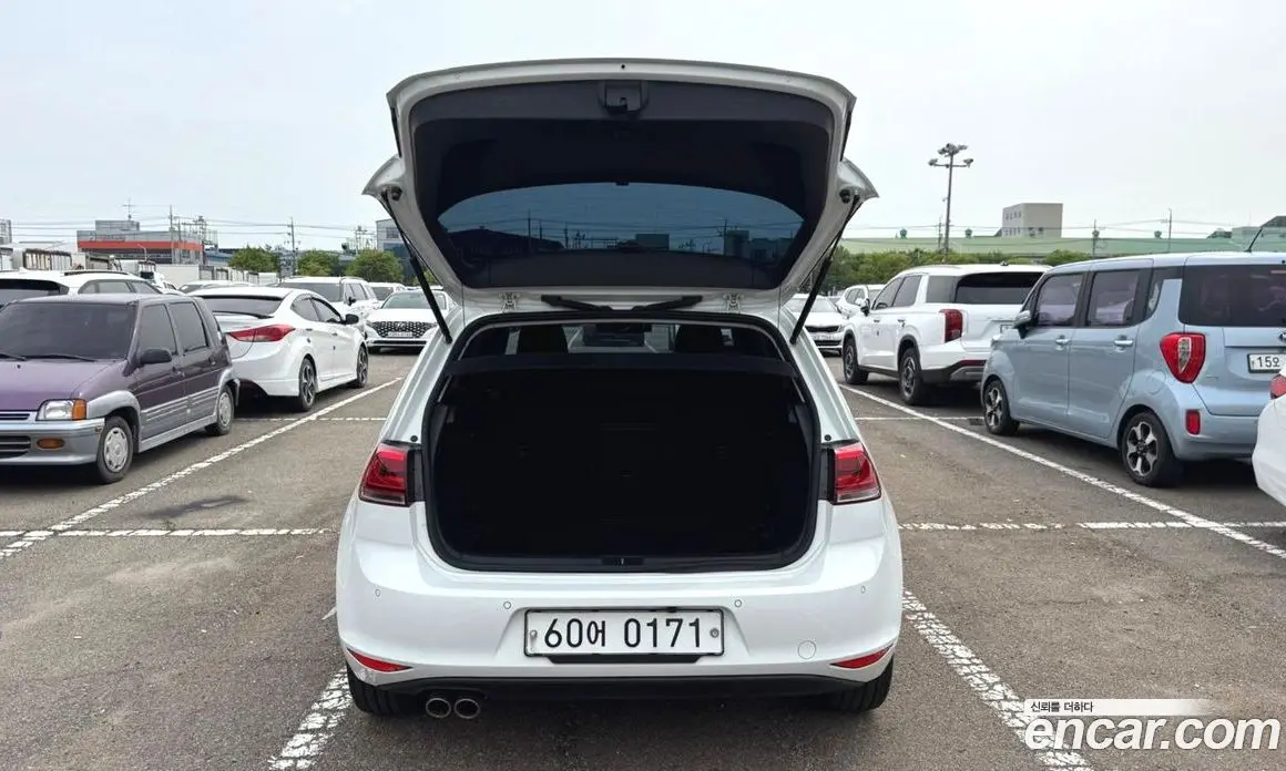 Volkswagen Golf 2016 2.0 автомат (гидро), фото 18