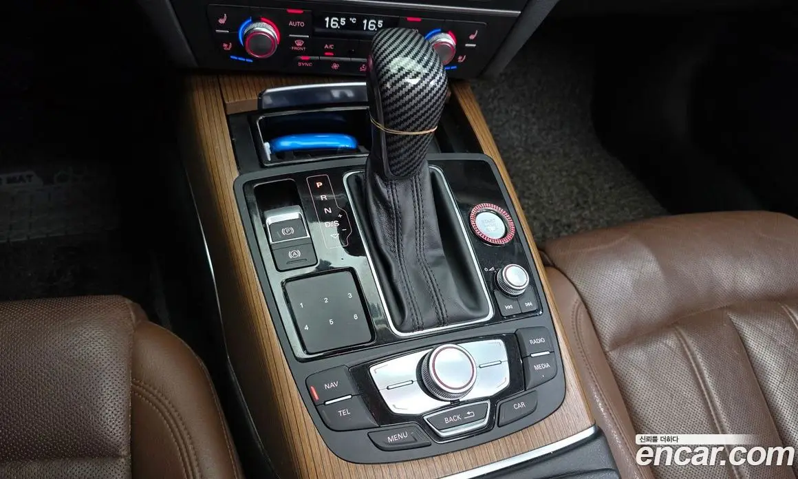 Audi A6 2015 3.0 автомат (гидро), фото 9