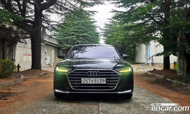 Audi A8 2020 3.0 автомат (гидро), миниатюра 2