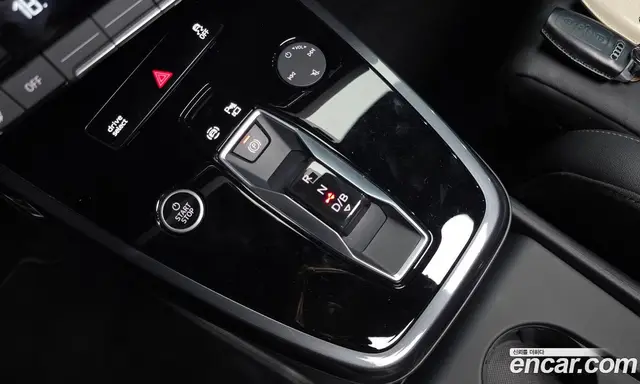 Audi Q4 e-tron 2025 0.2 автомат (гидро), миниатюра 11