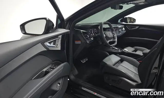 Audi Q4 e-tron 2025 0.2 автомат (гидро), миниатюра 12