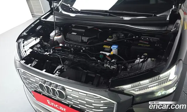 Audi Q4 e-tron 2025 0.2 автомат (гидро), миниатюра 5