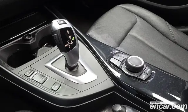 BMW 1 серия 2013 2.0 автомат (гидро), миниатюра 9