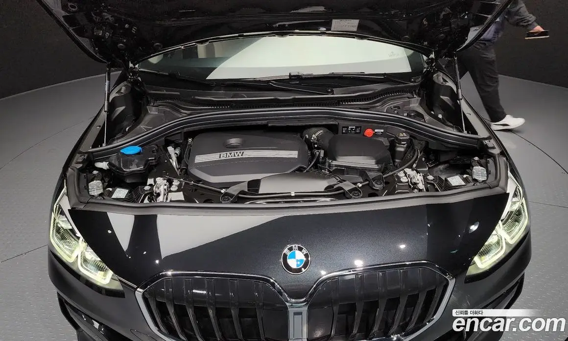 BMW 2 серия 2025 2.0 автомат (гидро), фото 6
