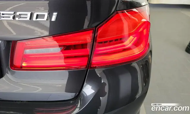 BMW 5 серия 2018 2.0 автомат (гидро), миниатюра 9
