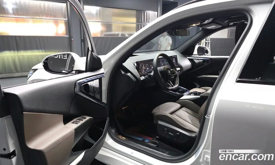 BMW X3 2025 2.0 автомат (гидро), фото 13