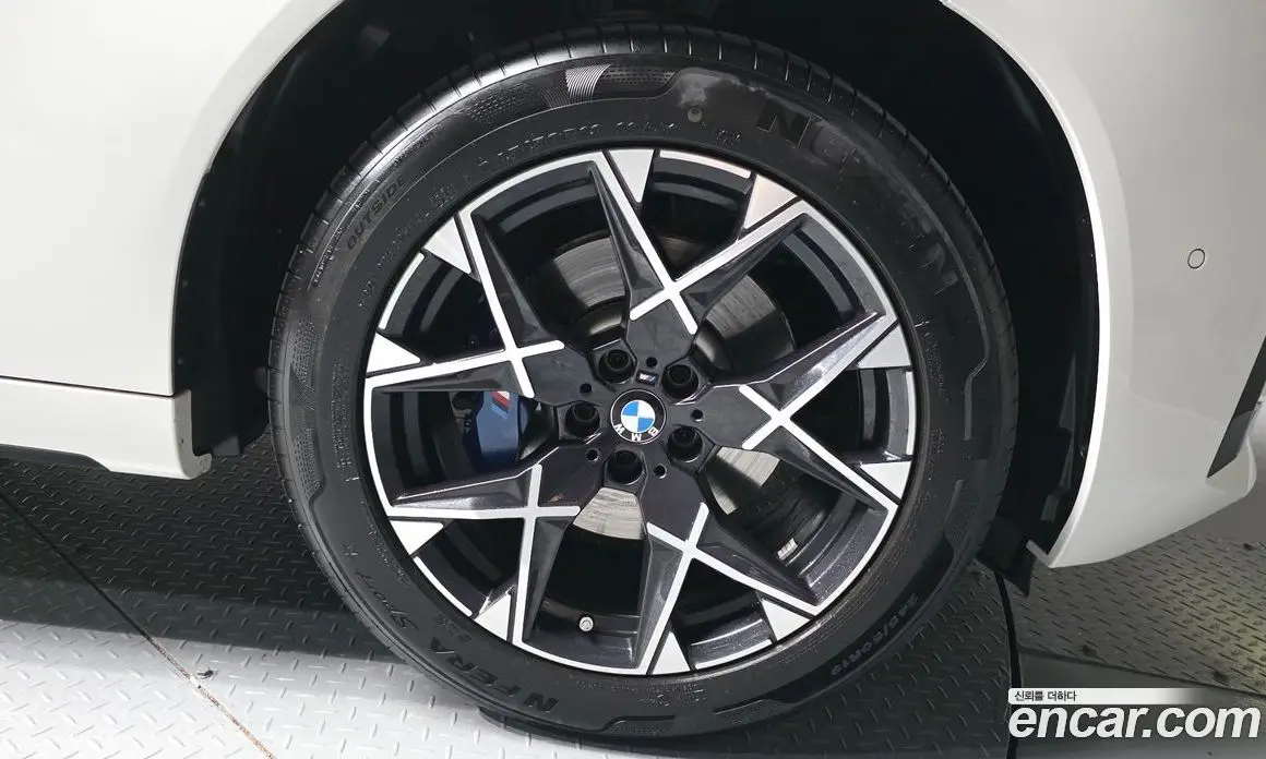 BMW X3 2025 2.0 автомат (гидро), фото 7