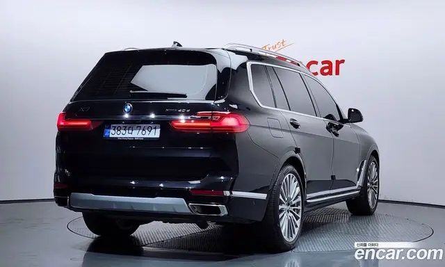 BMW X7 2022 3.0 автомат (гидро), миниатюра 2