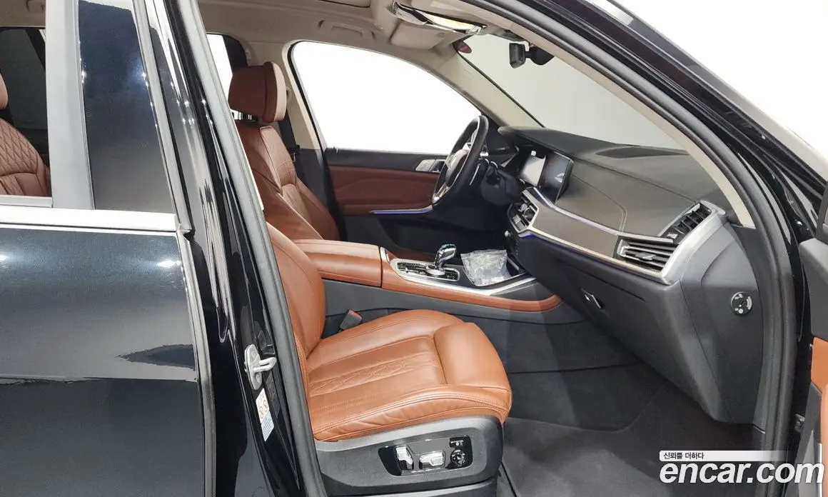 BMW X7 2022 3.0 автомат (гидро), фото 17