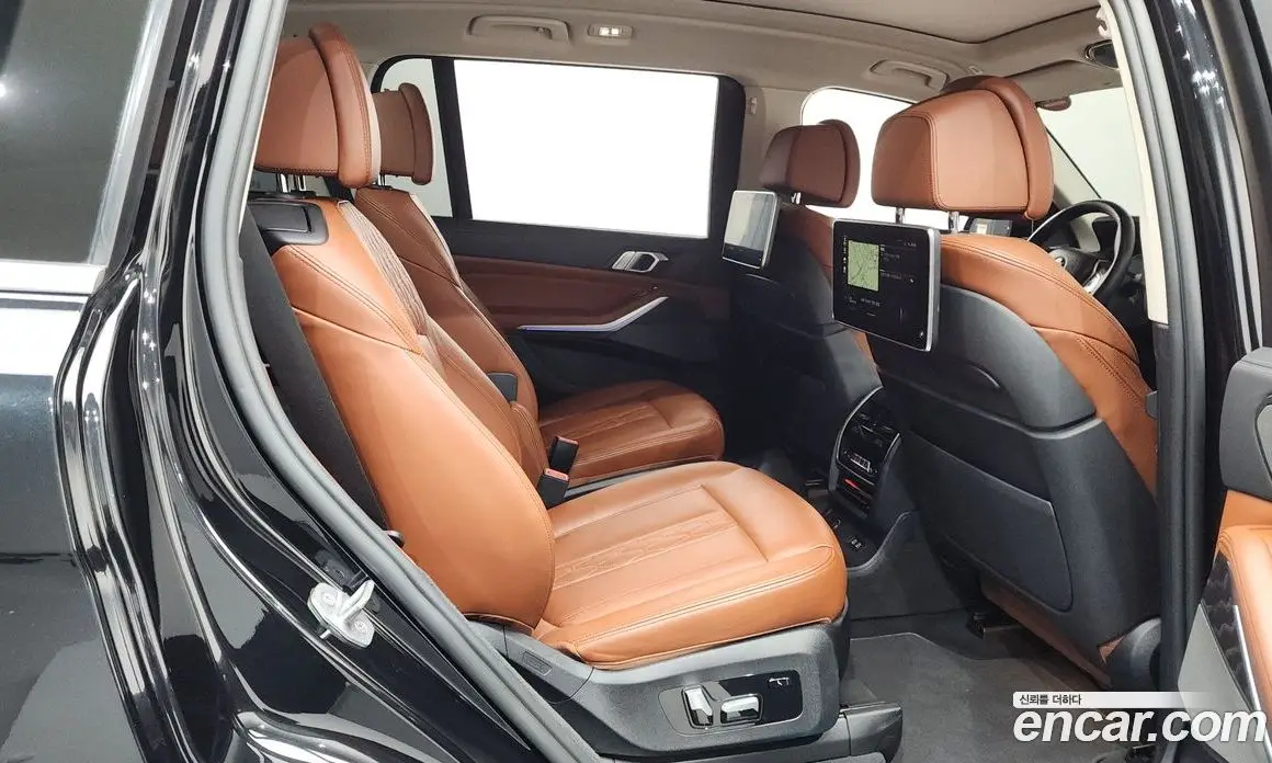 BMW X7 2022 3.0 автомат (гидро), фото 30