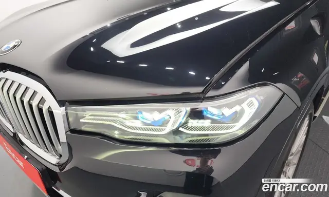 BMW X7 2022 3.0 автомат (гидро), миниатюра 8