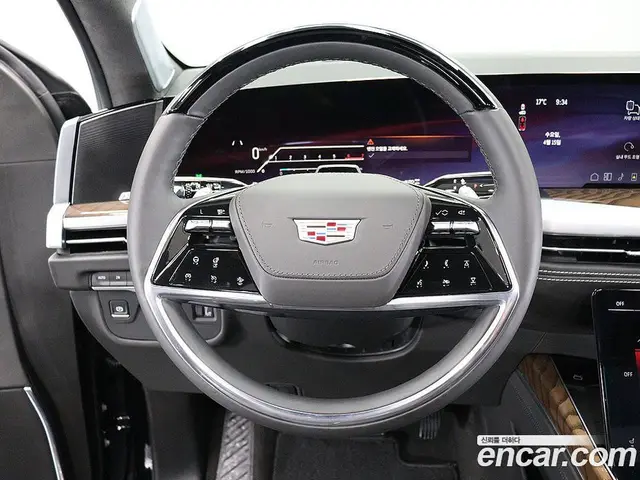 Cadillac Escalade 2025 6.2 автомат (гидро), миниатюра 11 Cadillac Escalade 2025 6.2 автомат (гидро), миниатюра 11