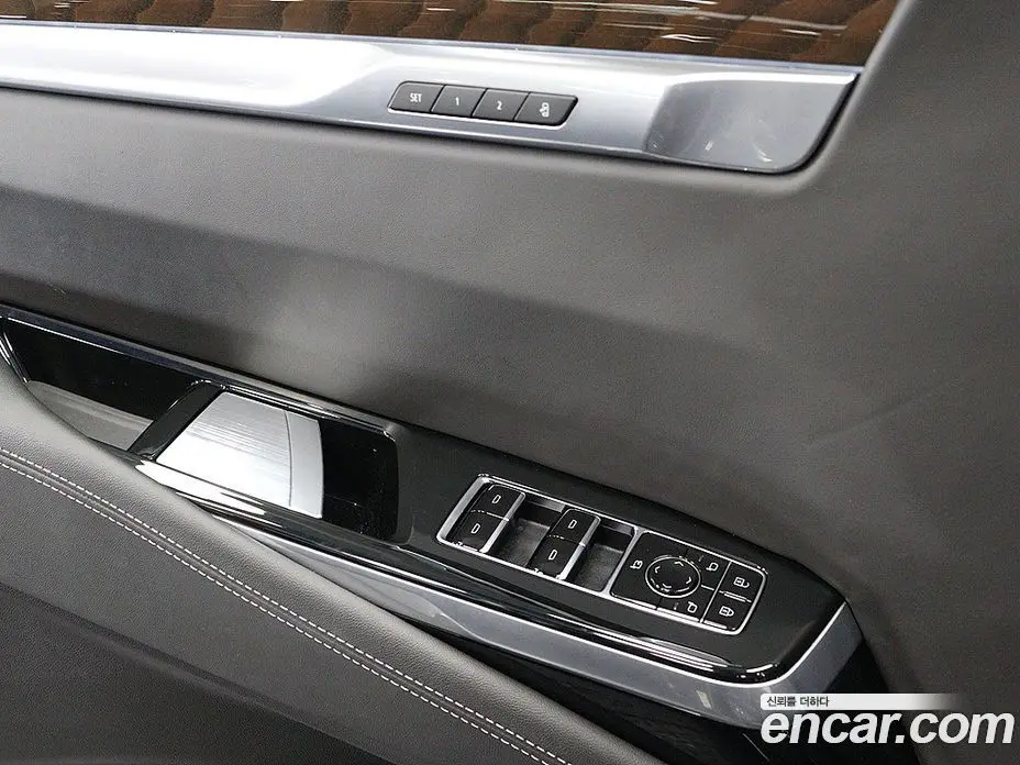 Cadillac Escalade 2025 6.2 автомат (гидро), фото 9 Cadillac Escalade 2025 6.2 автомат (гидро), фото 9