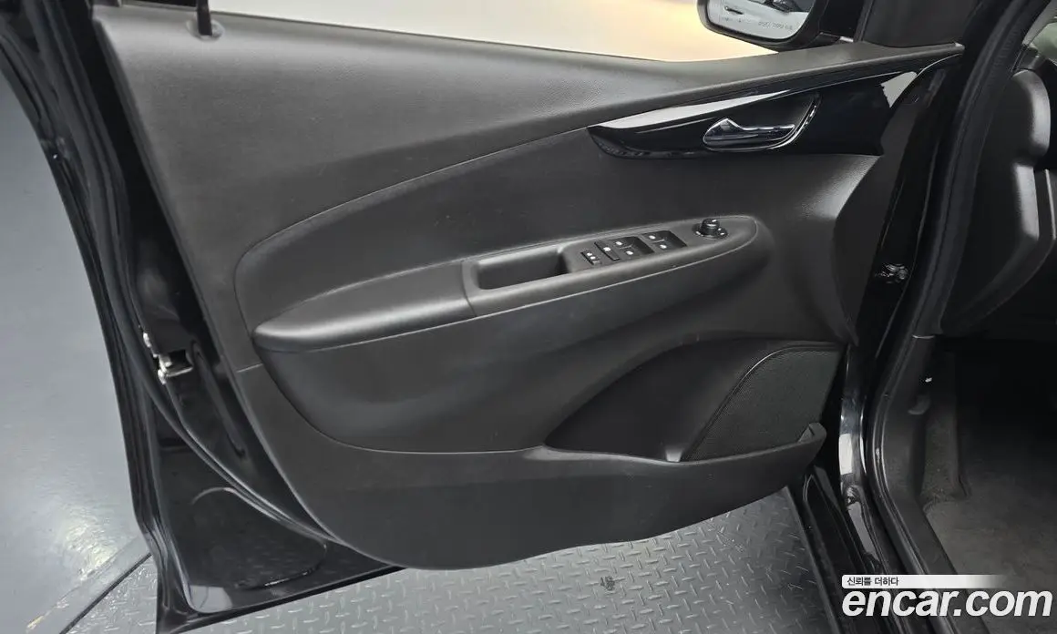 Chevrolet Spark 2018 1.0 автомат (гидро), фото 13