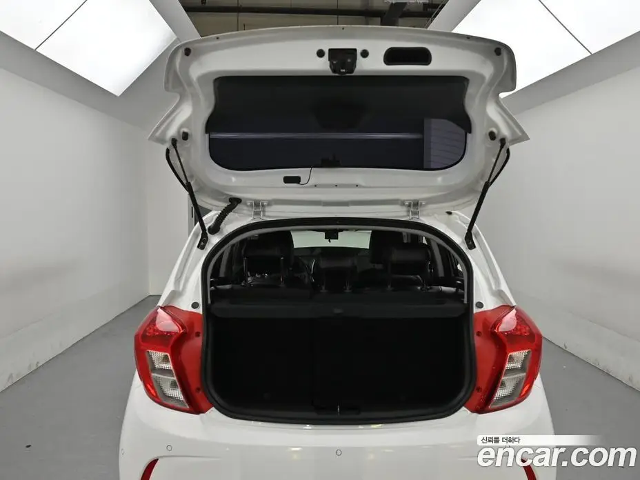 Chevrolet Spark 2018 1.0 автомат (гидро), фото 19