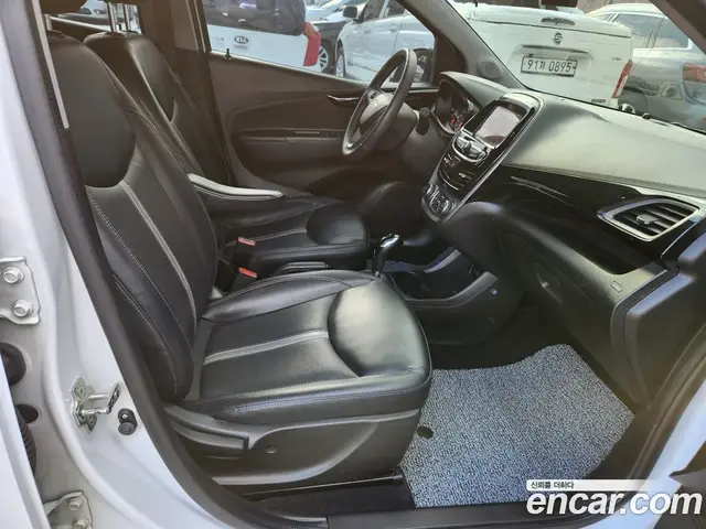 Chevrolet Spark 2020 1.0 автомат (гидро), миниатюра 9