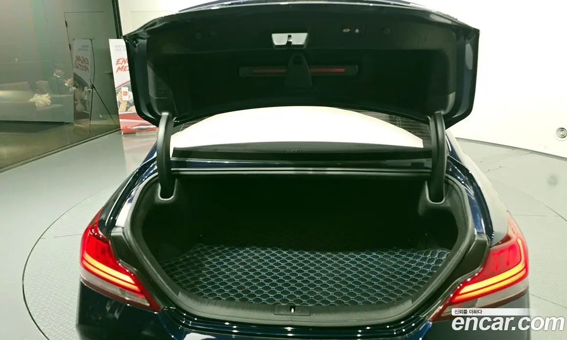 Genesis G70 2019 3.3 автомат (гидро), фото 20