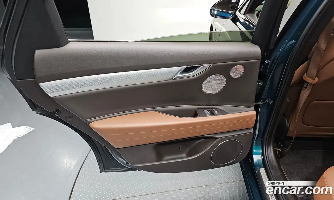 Genesis G80 2022 0.2 автомат (гидро), фото 14