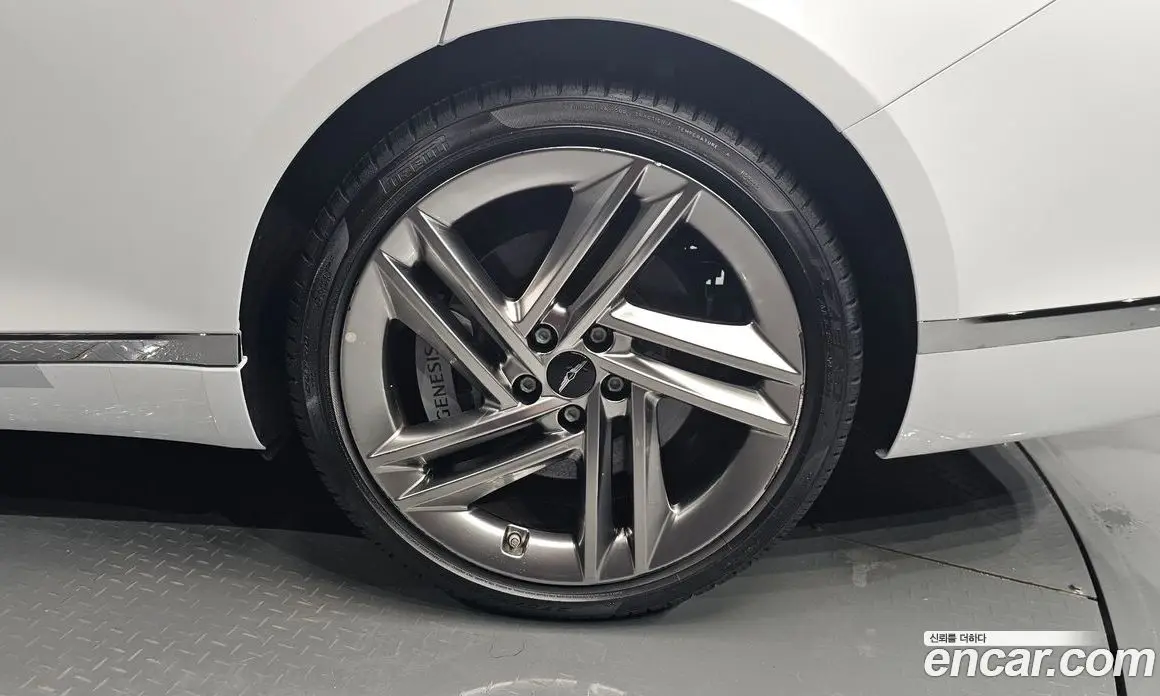 Genesis G80 2024 2.5 автомат (гидро), фото 6