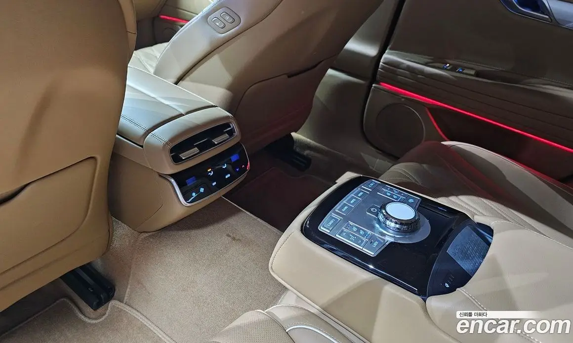 Genesis G80 2024 2.5 автомат (гидро), фото 24