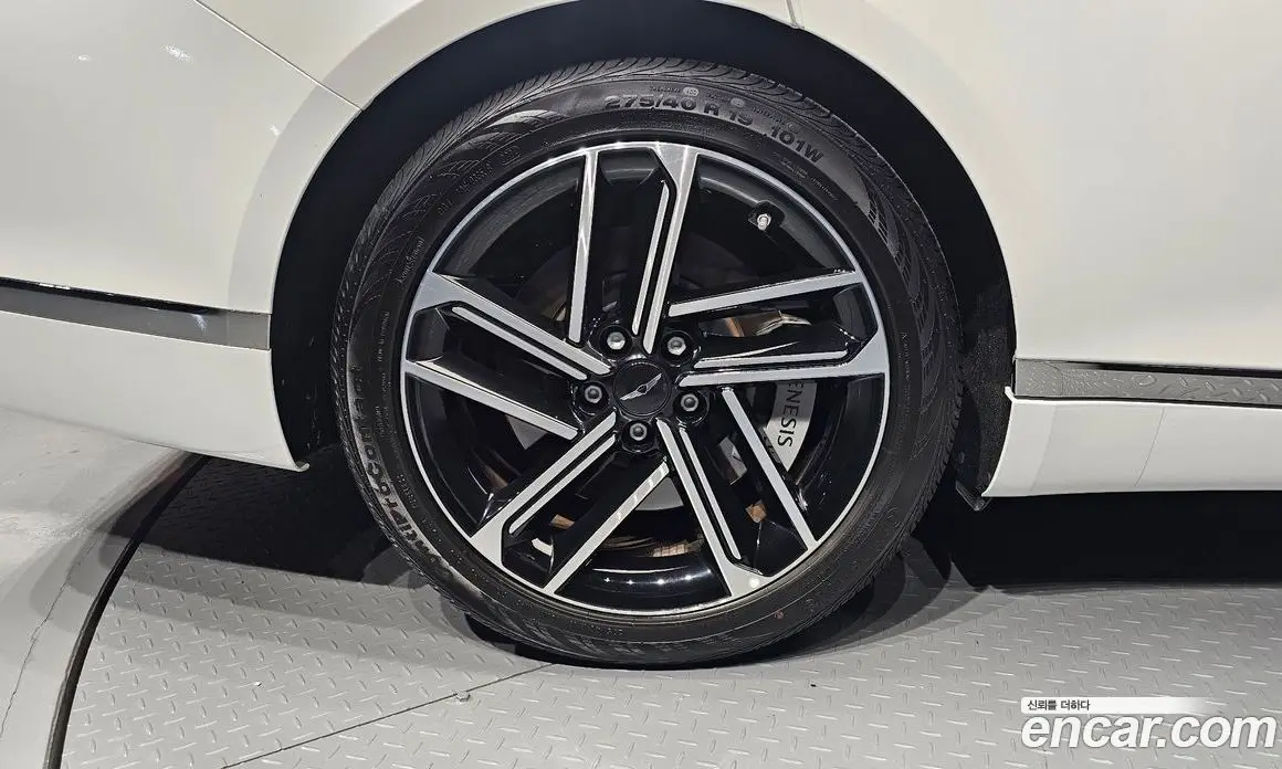 Genesis G80 2024 2.5 автомат (гидро), фото 5