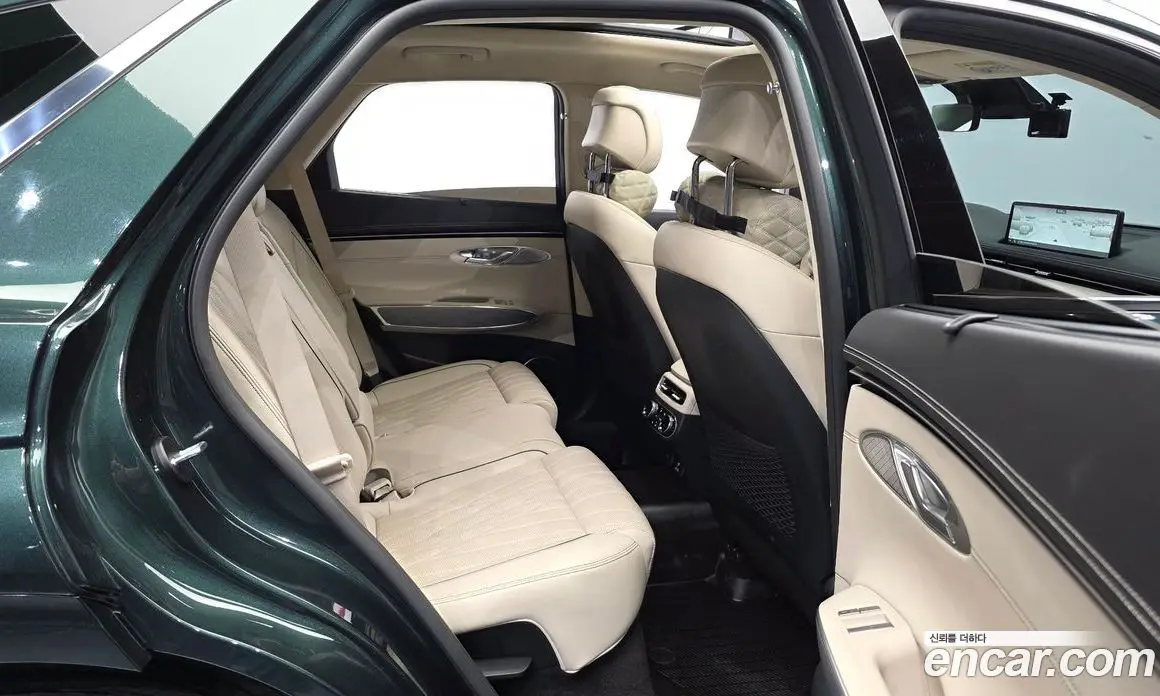 Genesis GV70 2023 2.5 автомат (гидро), фото 18