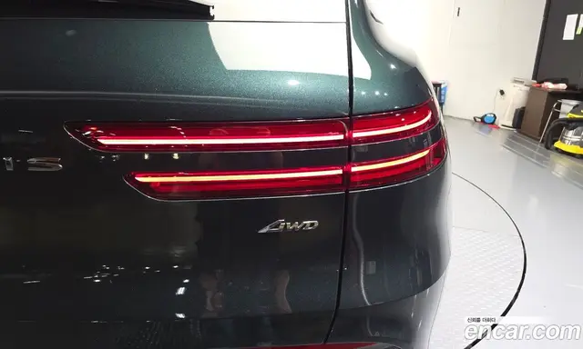 Genesis GV70 2023 2.5 автомат (гидро), миниатюра 9