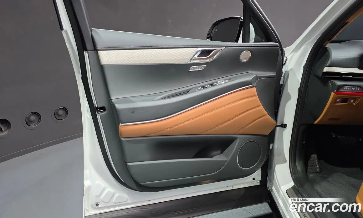 Genesis GV80 2024 2.5 автомат (гидро), фото 14
