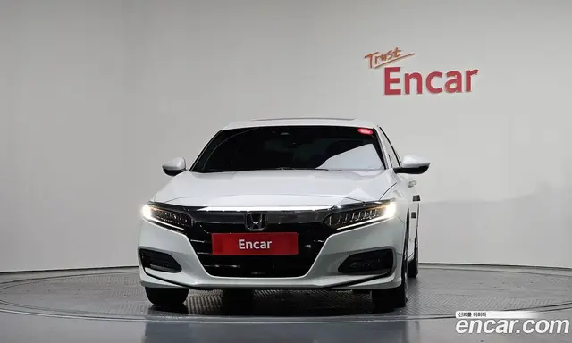 Honda Accord 2019 1.5 автомат (гидро), миниатюра 3