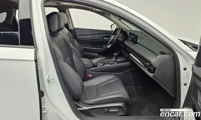 Honda Accord 2024 2.0 автомат (гидро), миниатюра 11